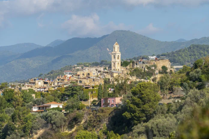 Italijanska vas Bussana Vecchia