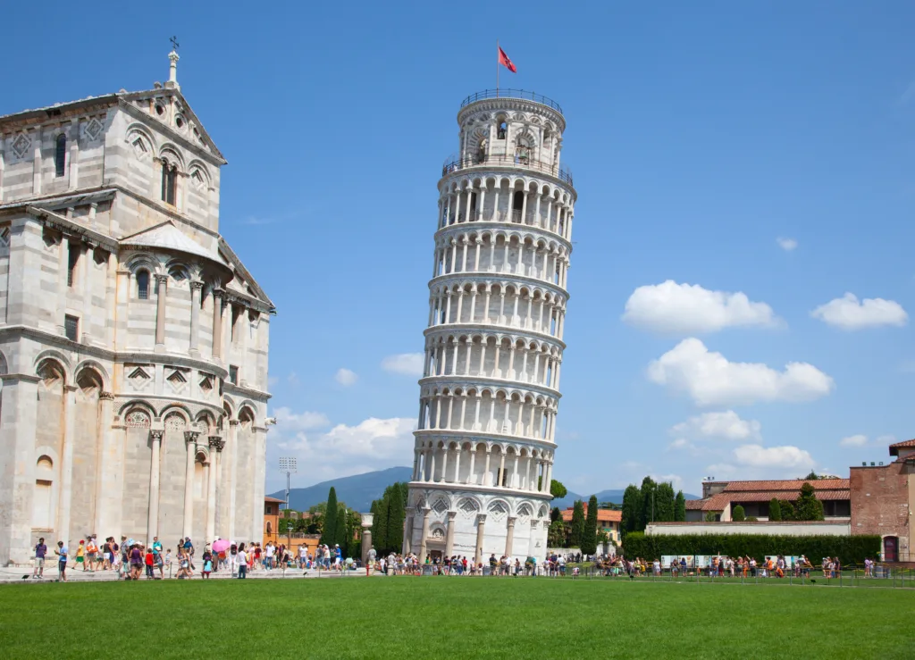 Leaning tower of Pisa, Italy