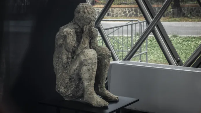 Body shapes of victims after the Mount Vesuvius eruption, Pompeii, Italy. The Citizens of Pompeii Fossilized by Volcanic Ash. Fossilized remains of the people of Pompeii who died from the eruption of Mount Vesuvius on August 24, 79.